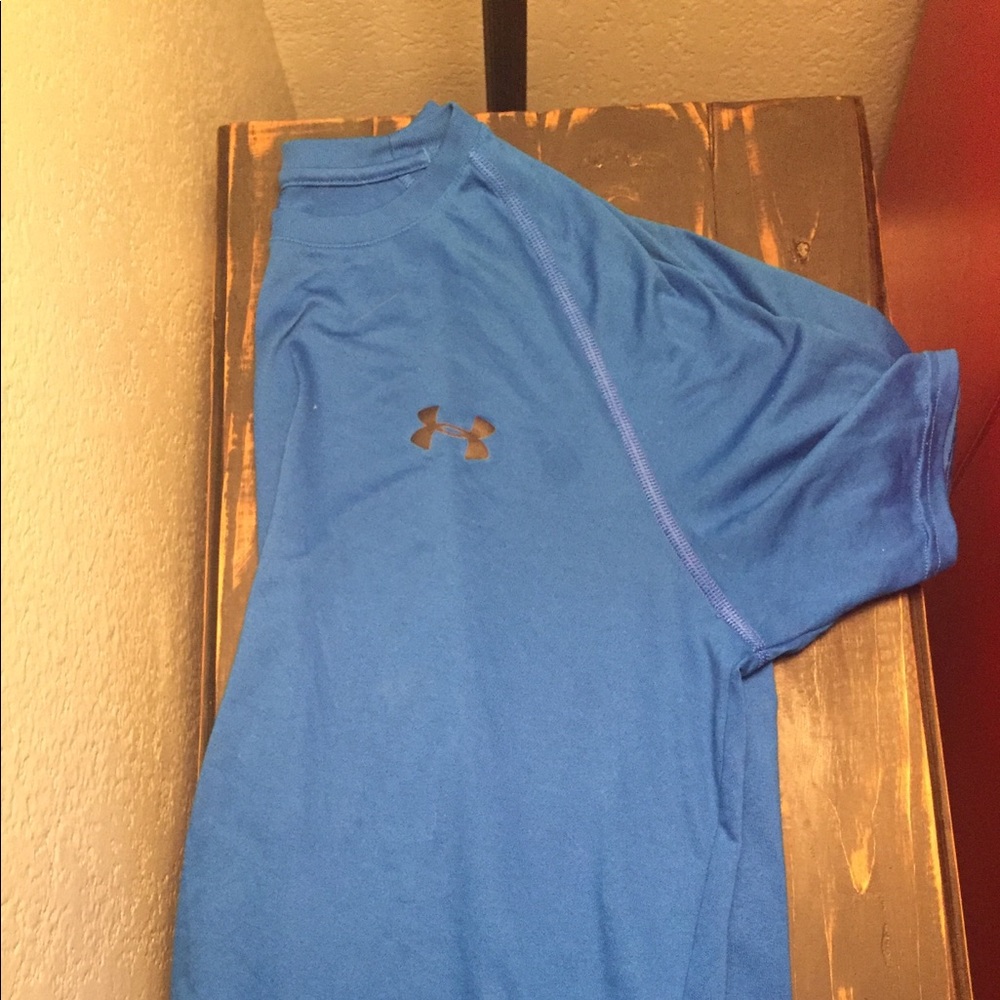 Under armour shirt